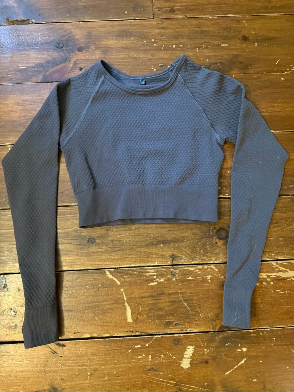 Balance Athletica Charcoal Textured Long-Sleeve Crop Top